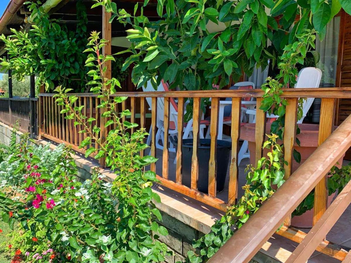 Ivonnis Garden Vila Mesimvria  Exterior foto